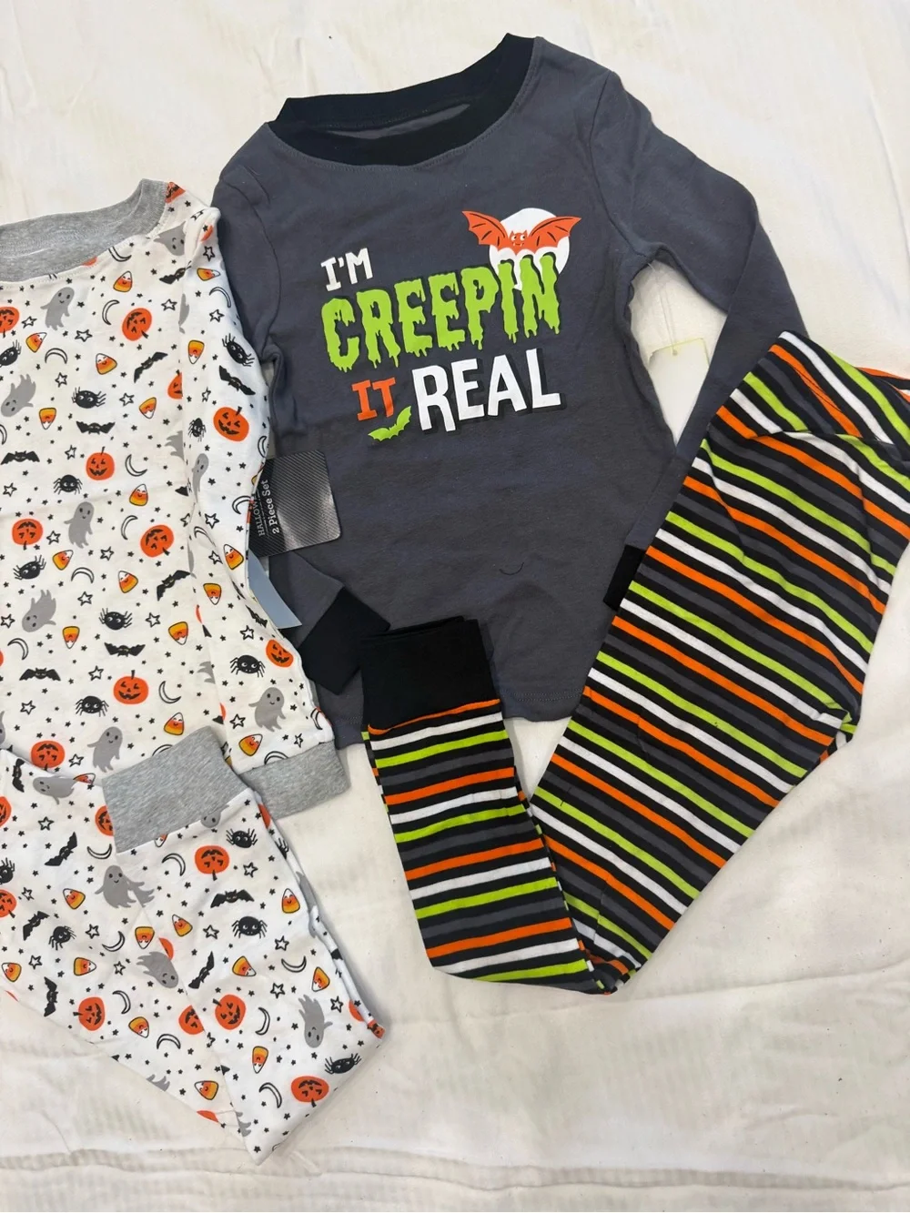 New boys Sz 5 Celebrate It White Gray Orange Halloween Pajama Set bundle